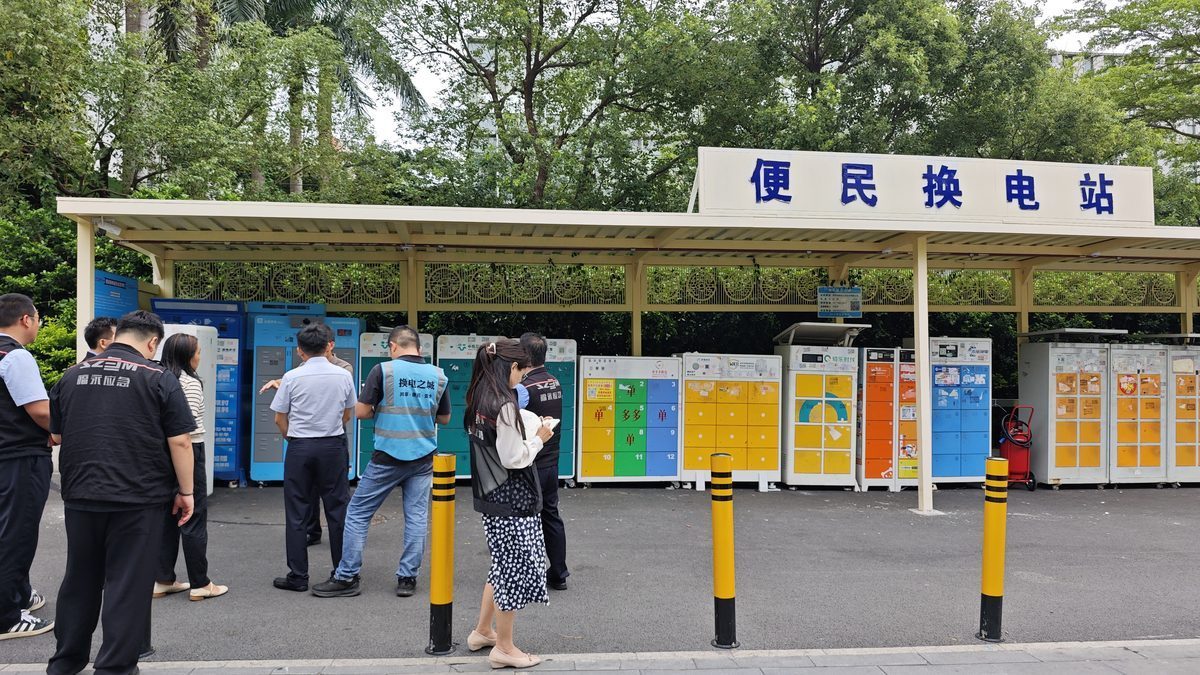 政府领导视察深圳福永意库换电站