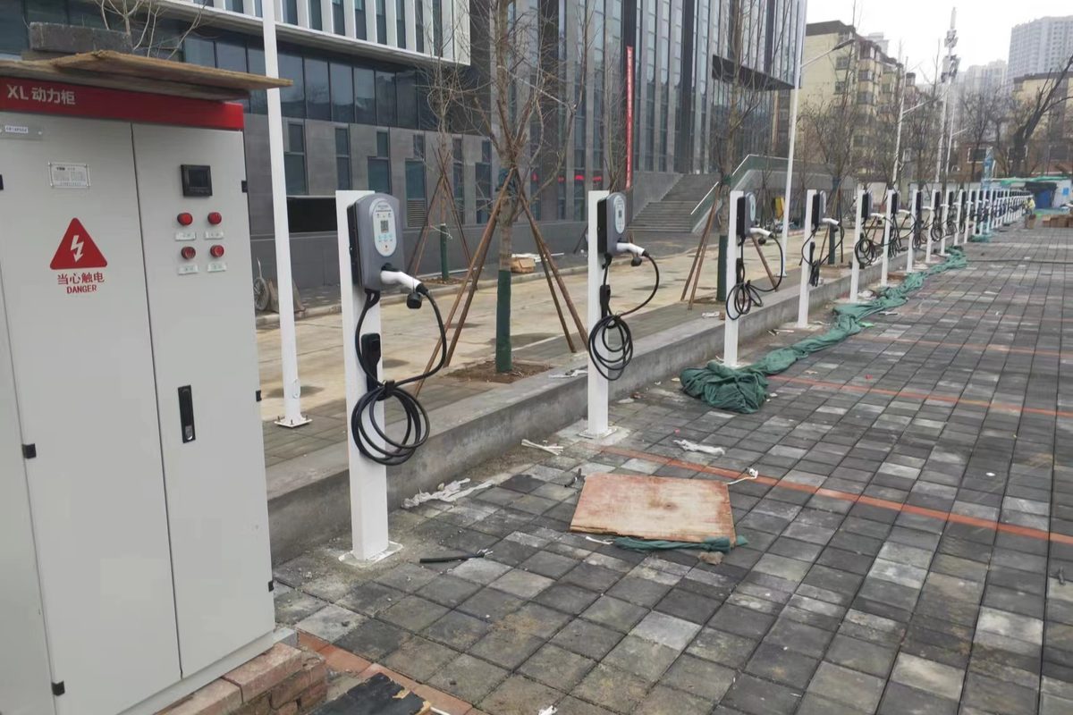 龙华区产业园区7KW交流充电桩